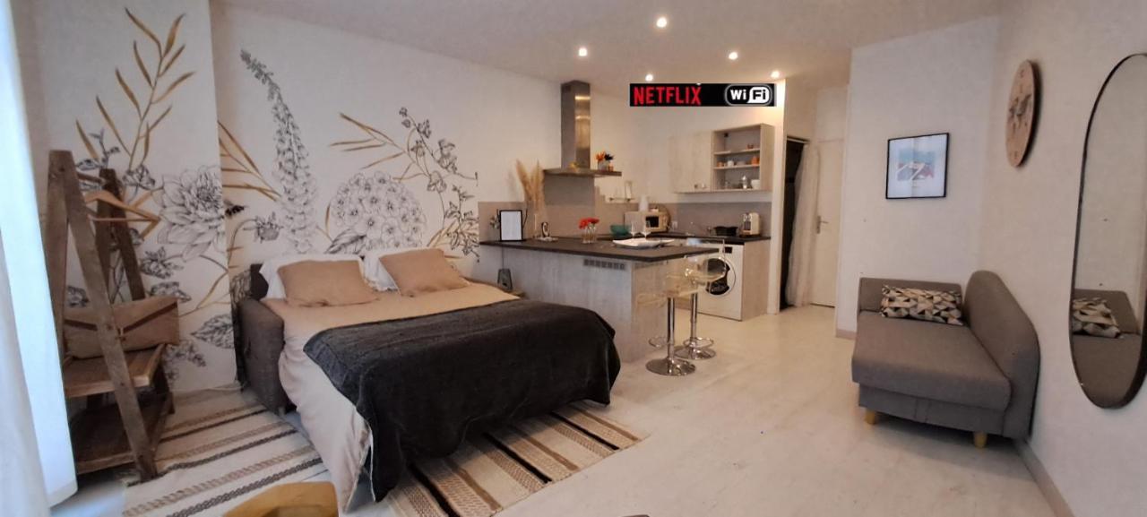 Les Arcades Studio Coeur De Ville Cholet Esterno foto